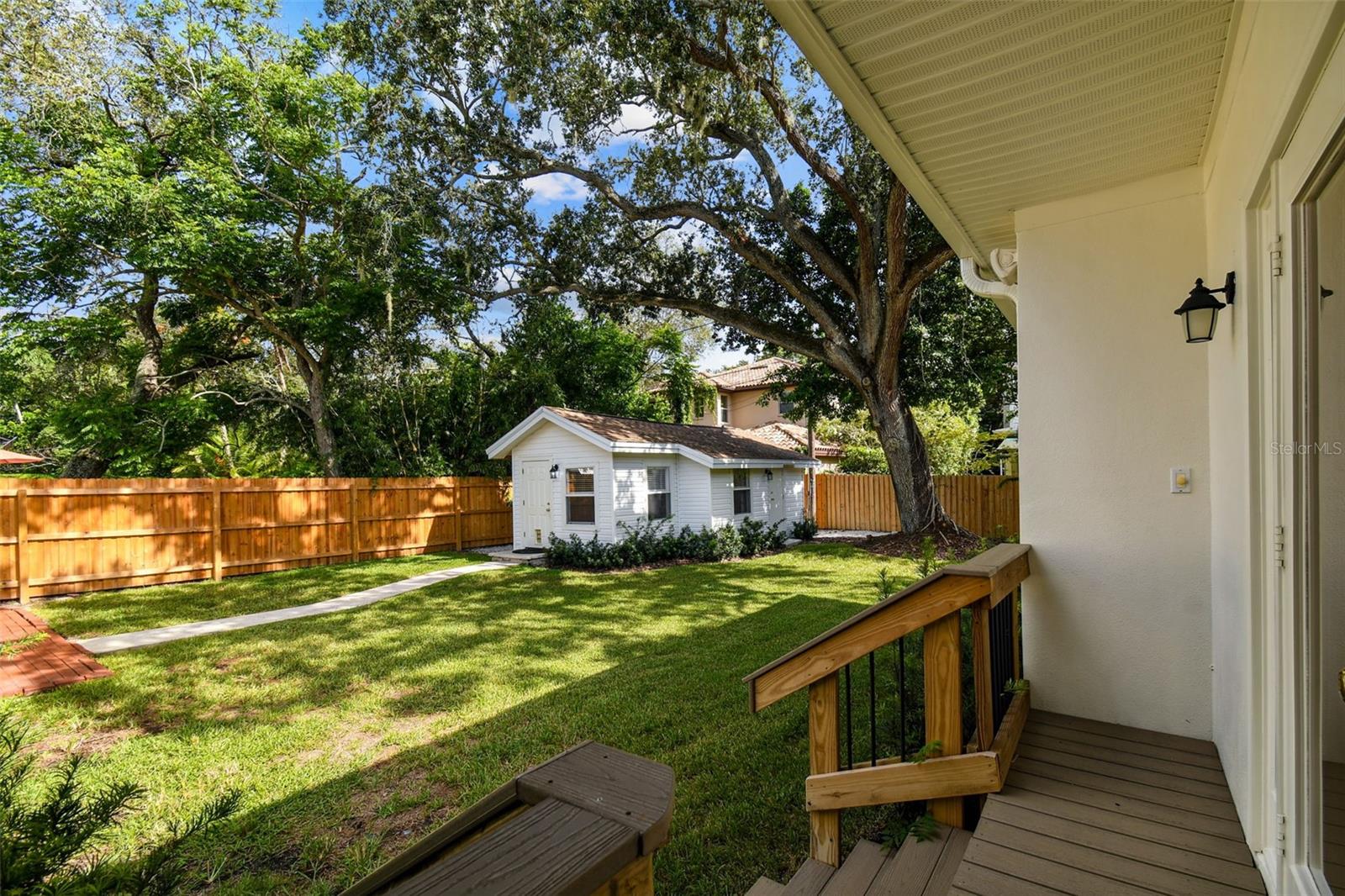 2918 W COACHMAN AVE, TAMPA, FL, 33611