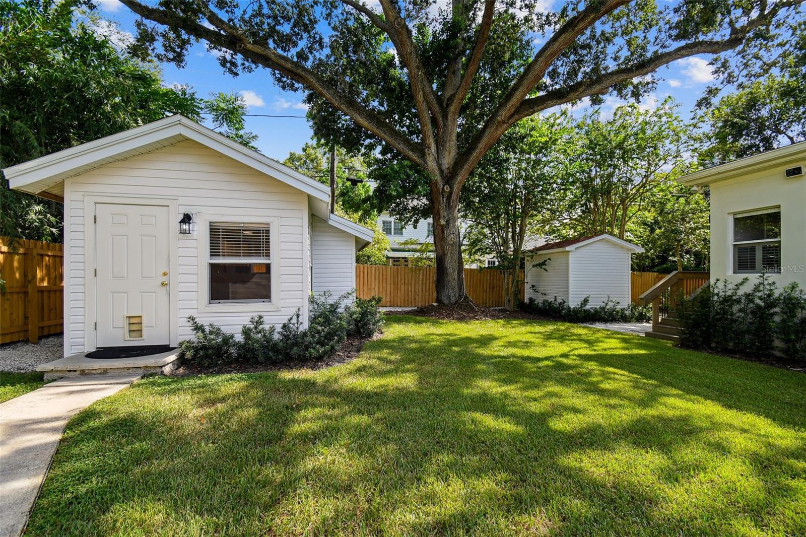 2918 W COACHMAN AVE, TAMPA, FL, 33611