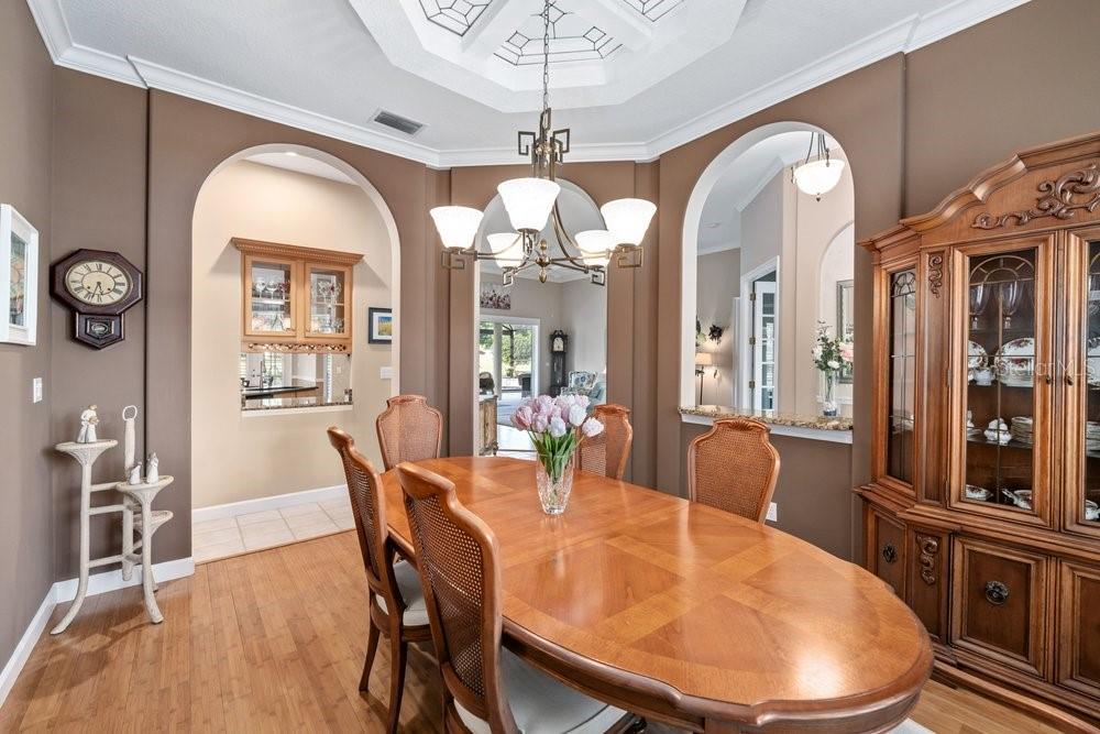 5019 GREENBRIAR TRL, MOUNT DORA, FL, 32757
