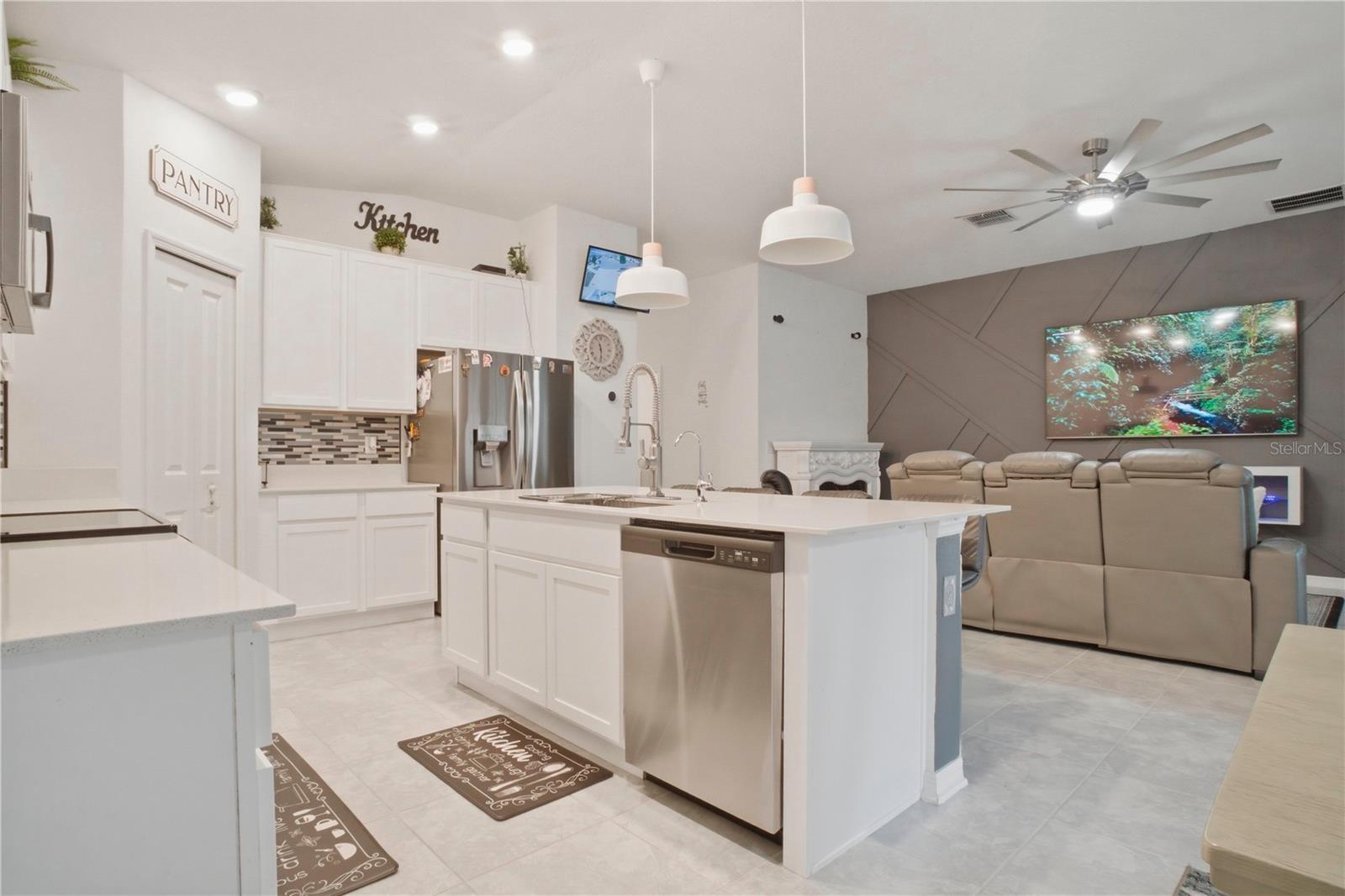 389 SINGING SANDS CIR, LAKE WALES, FL, 33859