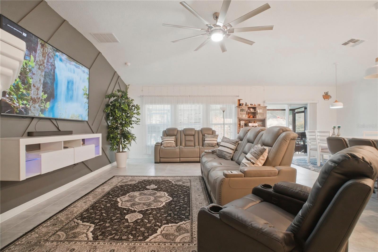 389 SINGING SANDS CIR, LAKE WALES, FL, 33859
