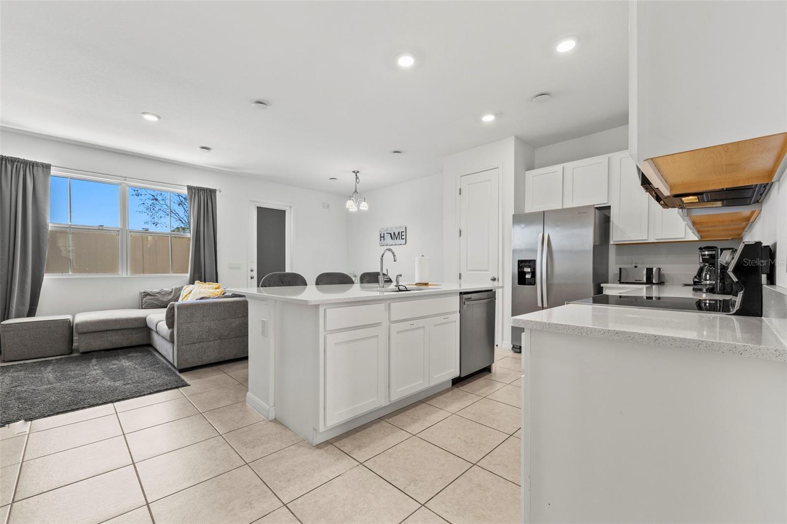 835 LONGBOAT DR, DAVENPORT, FL, 33896