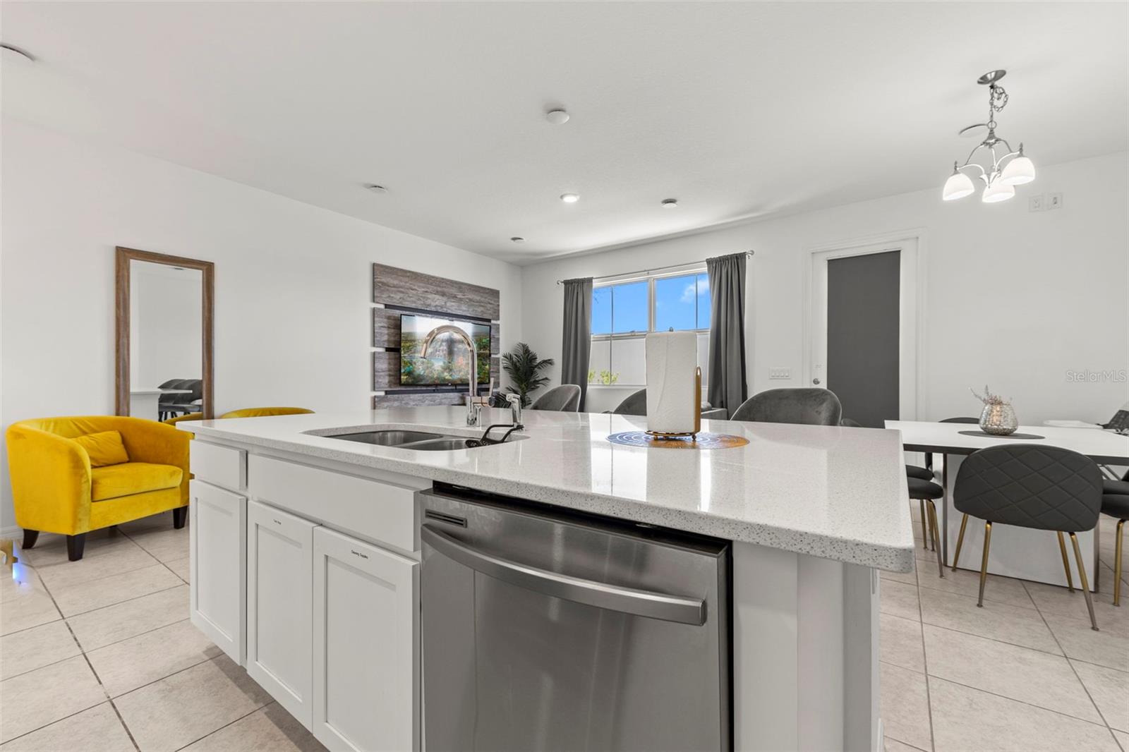 835 LONGBOAT DR, DAVENPORT, FL, 33896