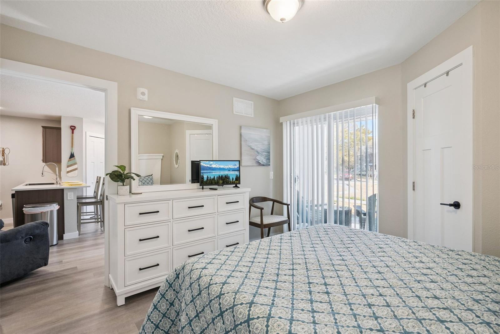 2592 GRASSY POINT DR #112, LAKE MARY, FL, 32746