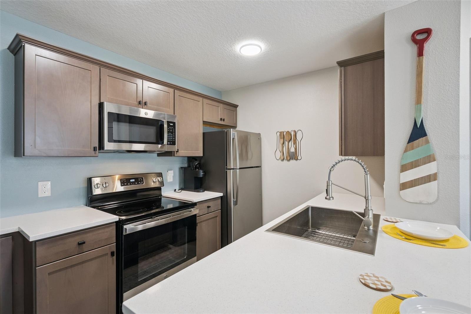 2592 GRASSY POINT DR #112, LAKE MARY, FL, 32746