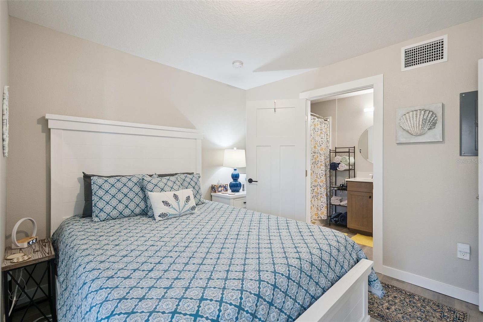 2592 GRASSY POINT DR #112, LAKE MARY, FL, 32746