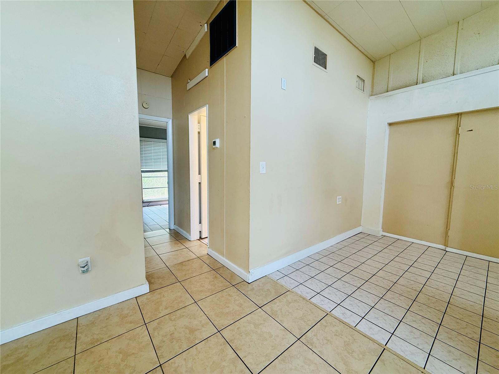 164 TRADEWINDS DR NW, PORT CHARLOTTE, FL, 33952