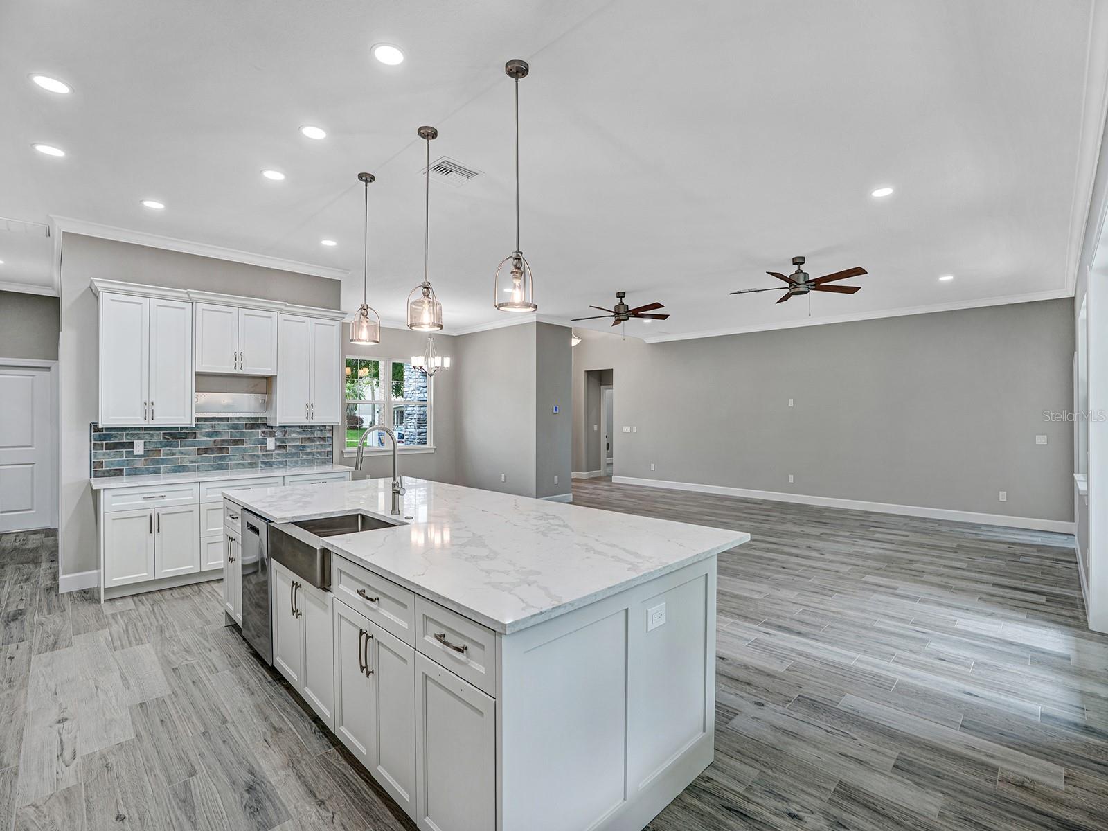 108 IRWIN ST E, SAFETY HARBOR, FL, 34695