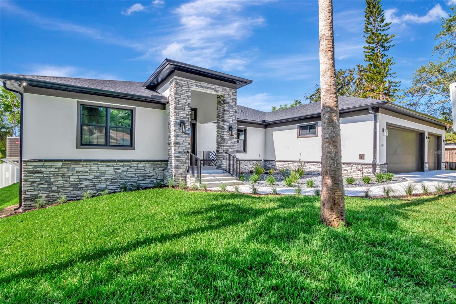 108 IRWIN ST E, SAFETY HARBOR, FL, 34695