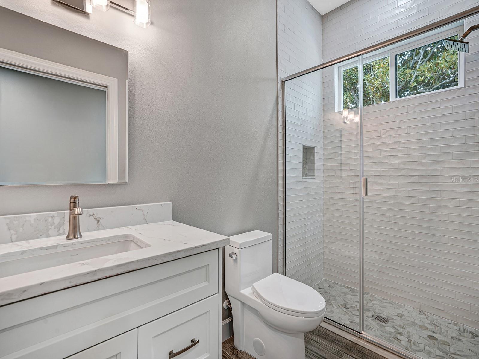 108 IRWIN ST E, SAFETY HARBOR, FL, 34695
