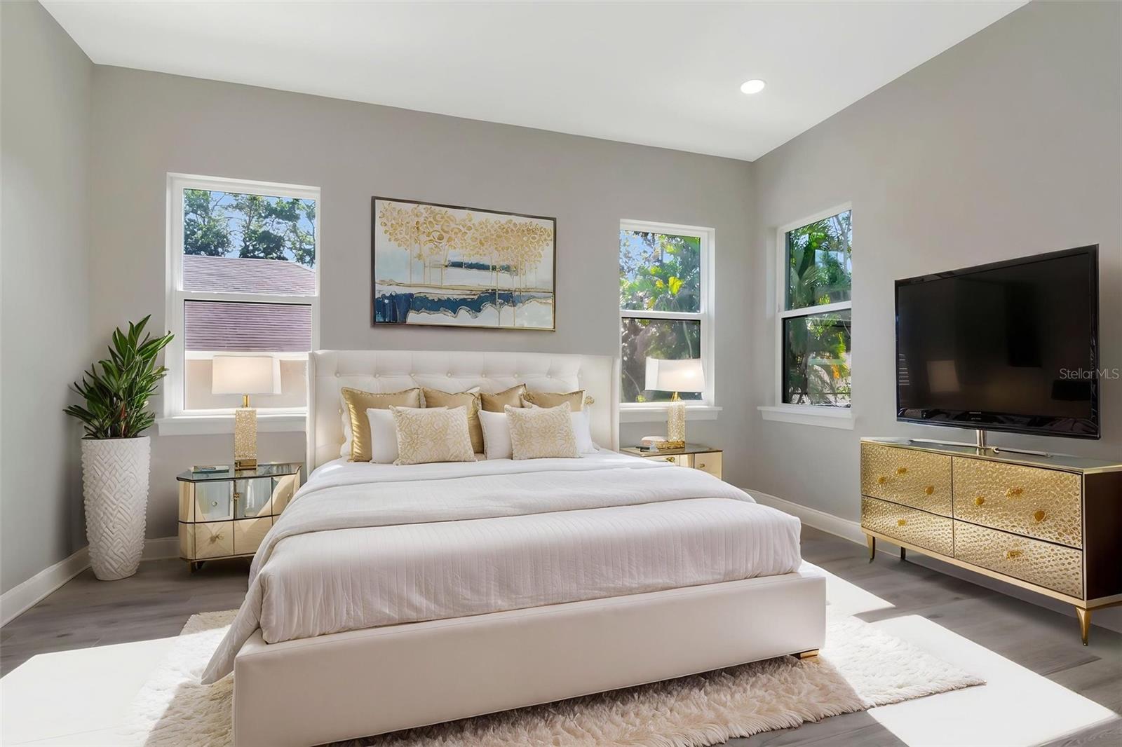 108 IRWIN ST E, SAFETY HARBOR, FL, 34695