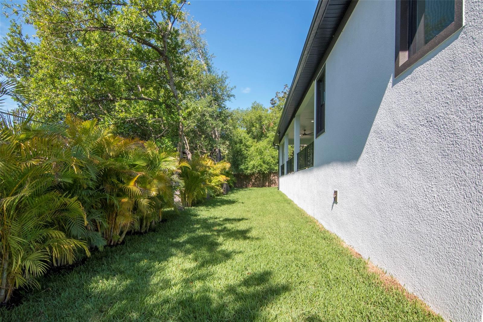 108 IRWIN ST E, SAFETY HARBOR, FL, 34695