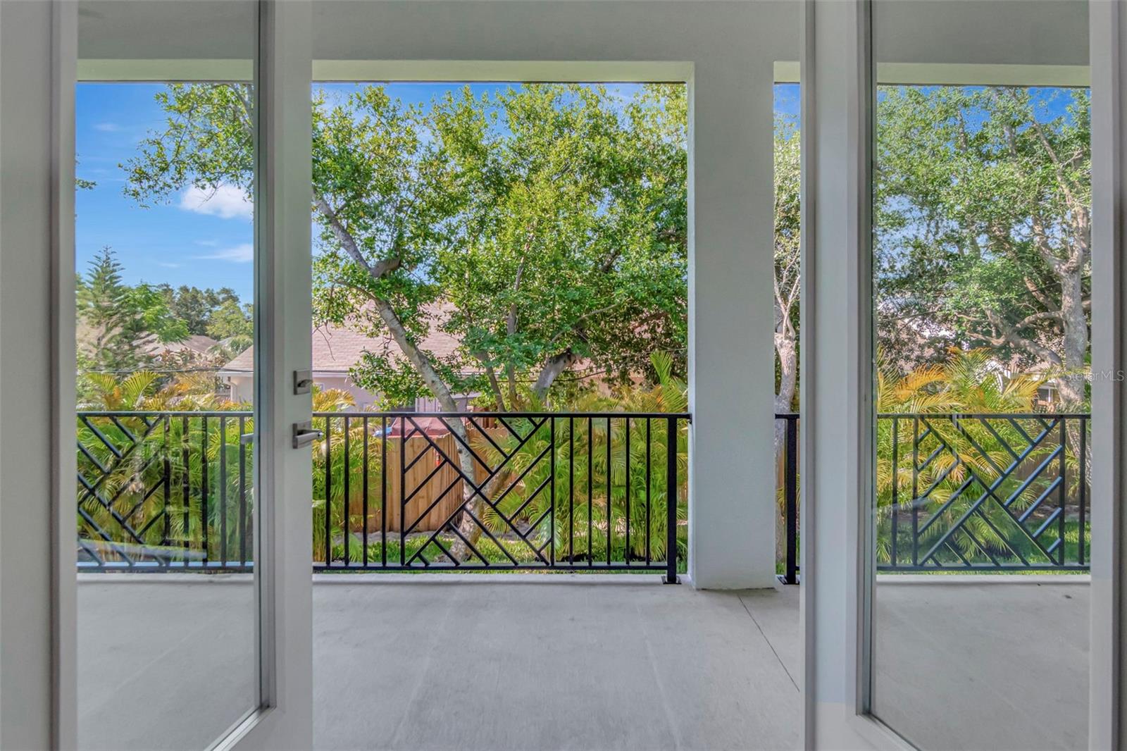 108 IRWIN ST E, SAFETY HARBOR, FL, 34695