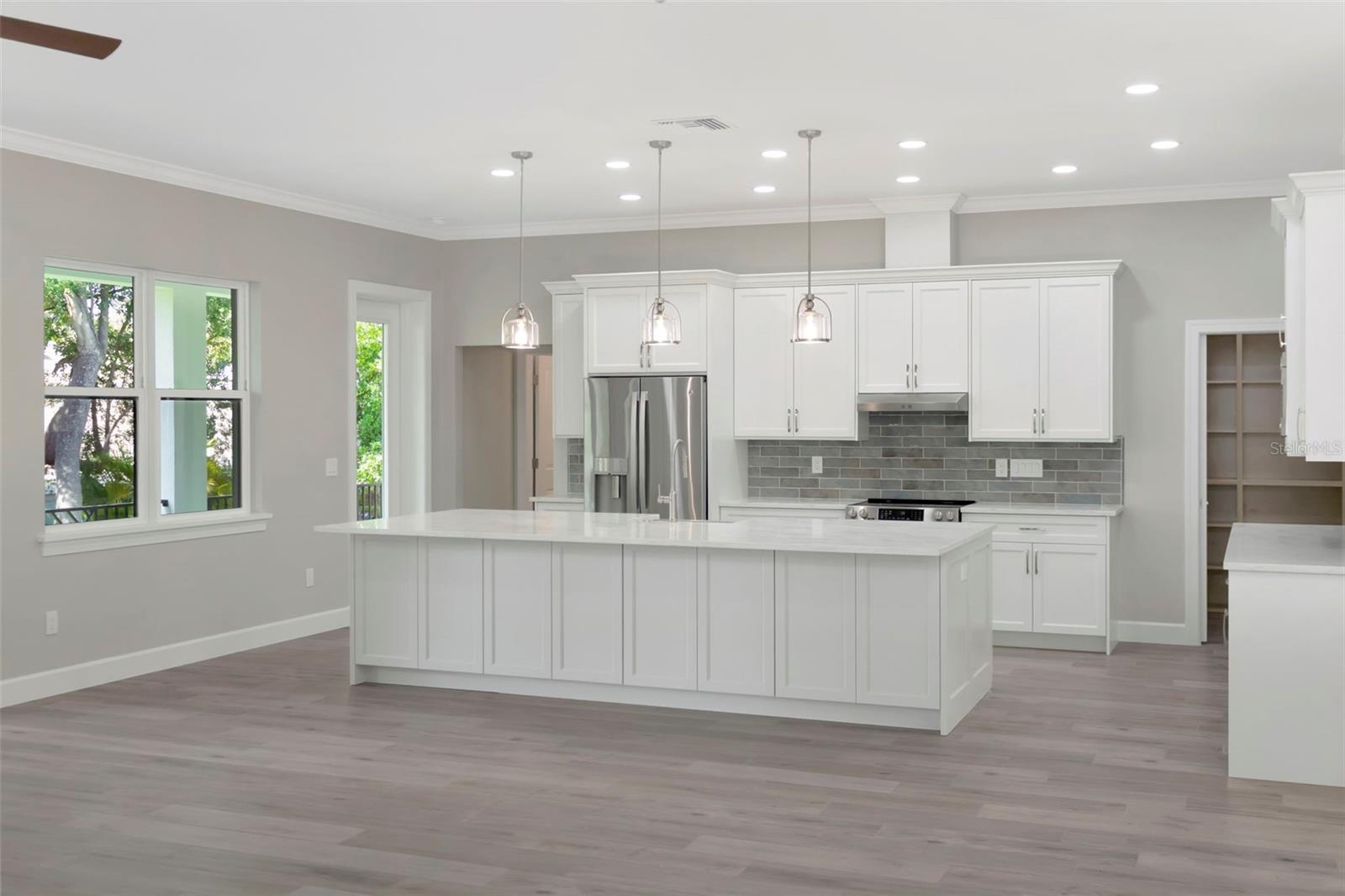 108 IRWIN ST E, SAFETY HARBOR, FL, 34695