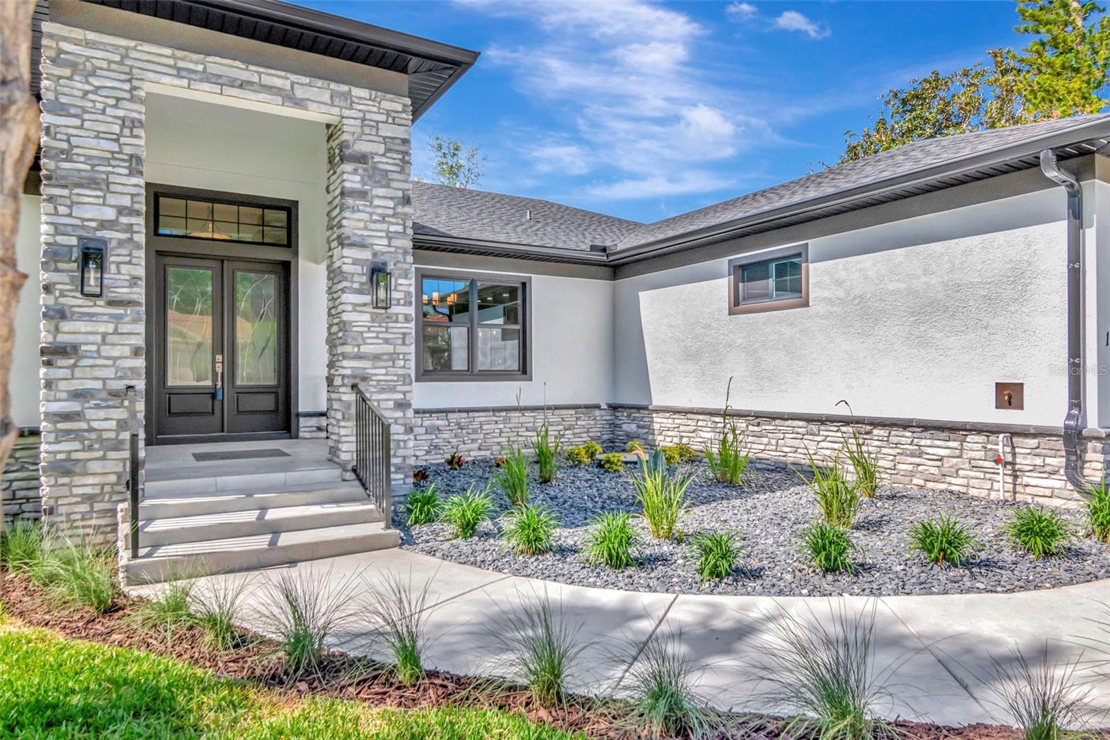 108 IRWIN ST E, SAFETY HARBOR, FL, 34695