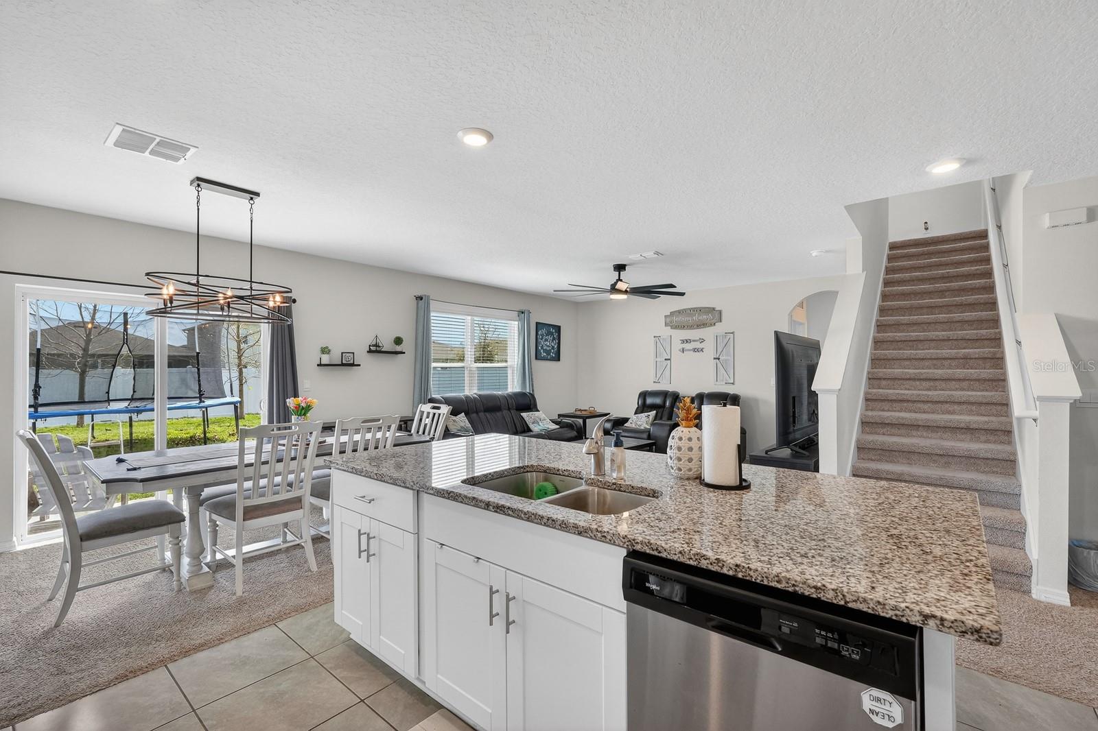 1809 MYRTLEBROOKE DR, EDGEWATER, FL, 32141