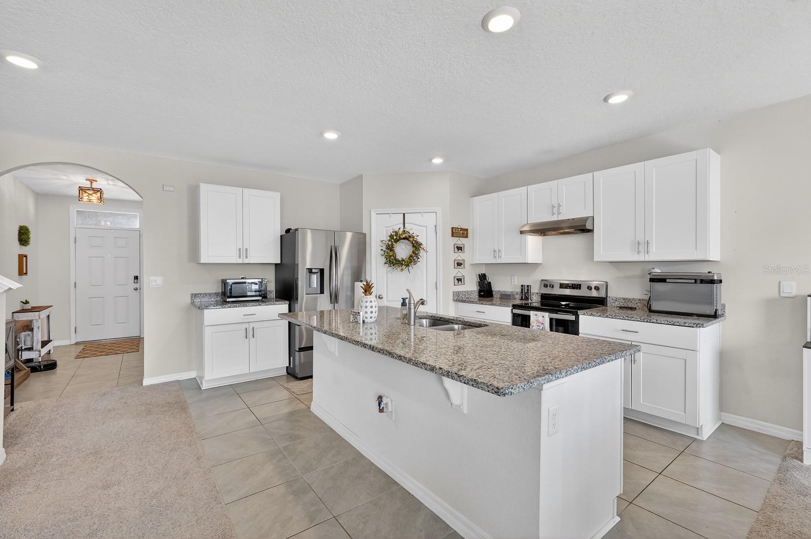 1809 MYRTLEBROOKE DR, EDGEWATER, FL, 32141