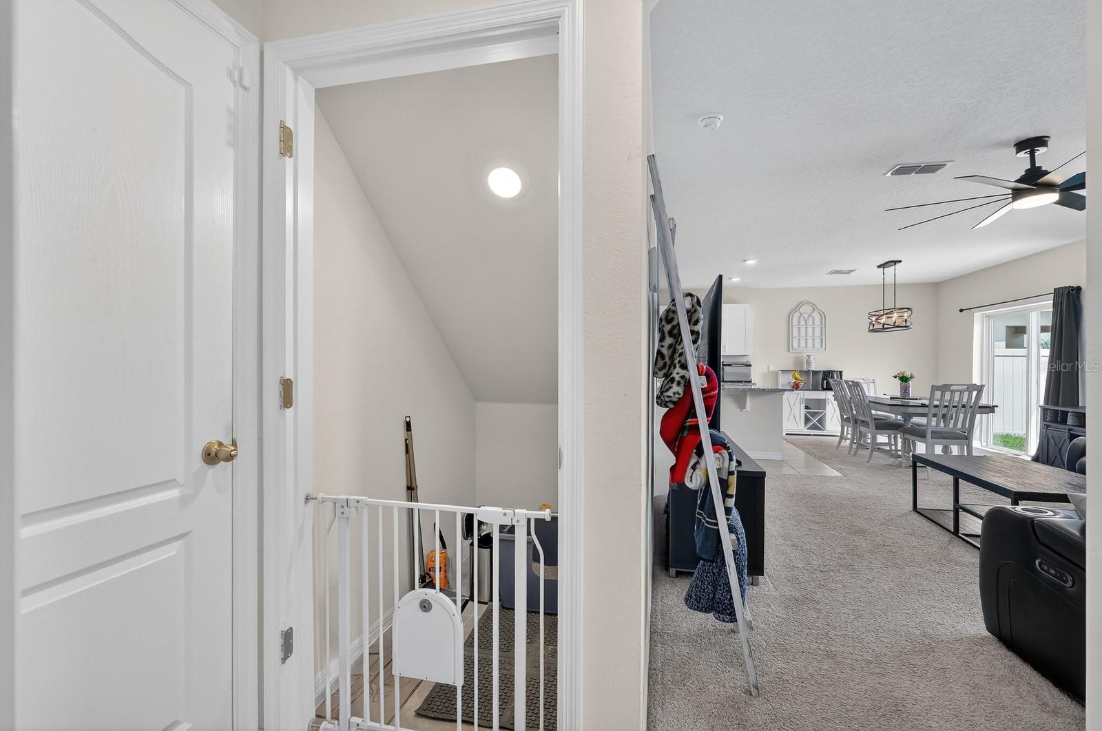 1809 MYRTLEBROOKE DR, EDGEWATER, FL, 32141