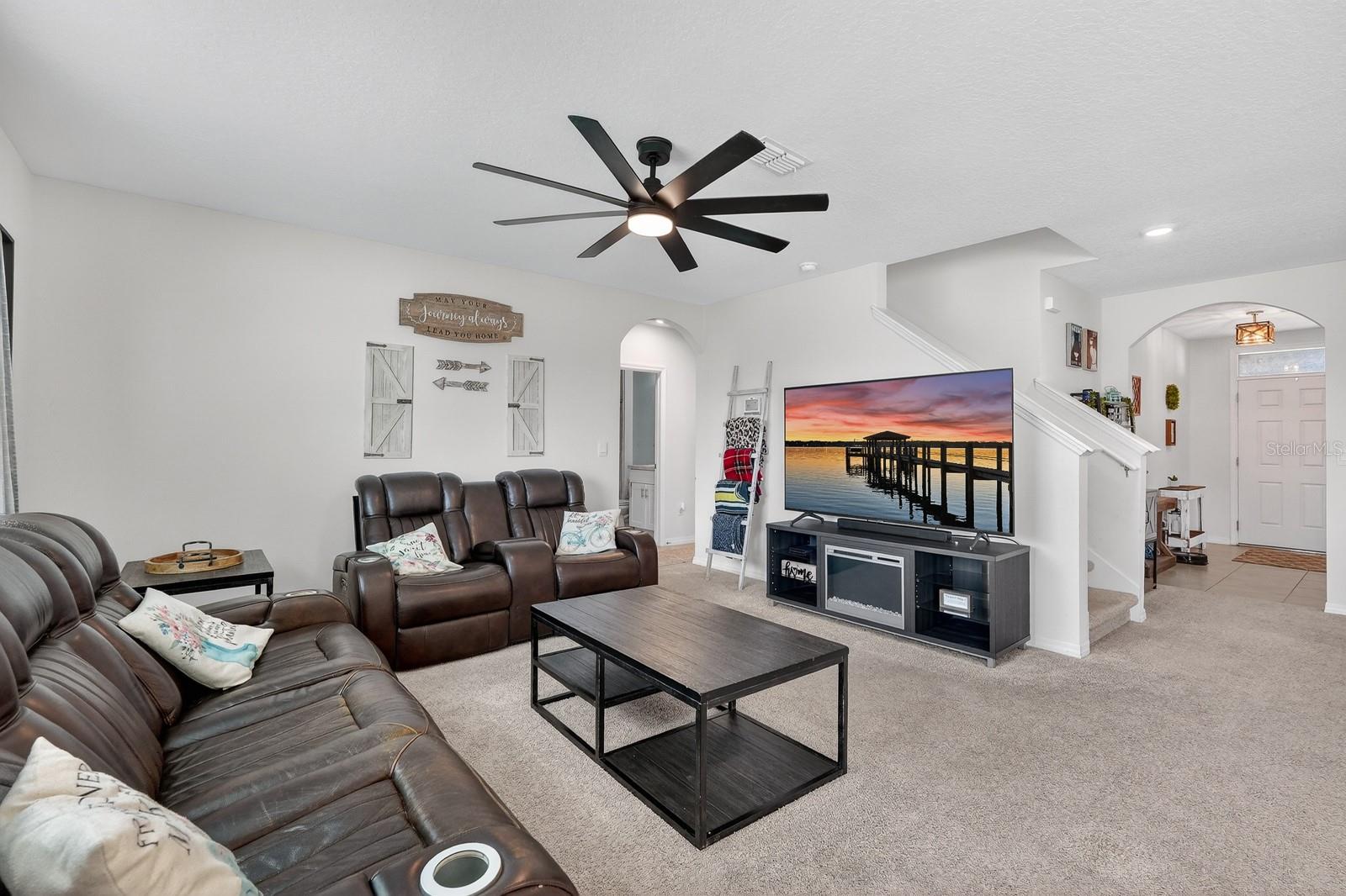 1809 MYRTLEBROOKE DR, EDGEWATER, FL, 32141