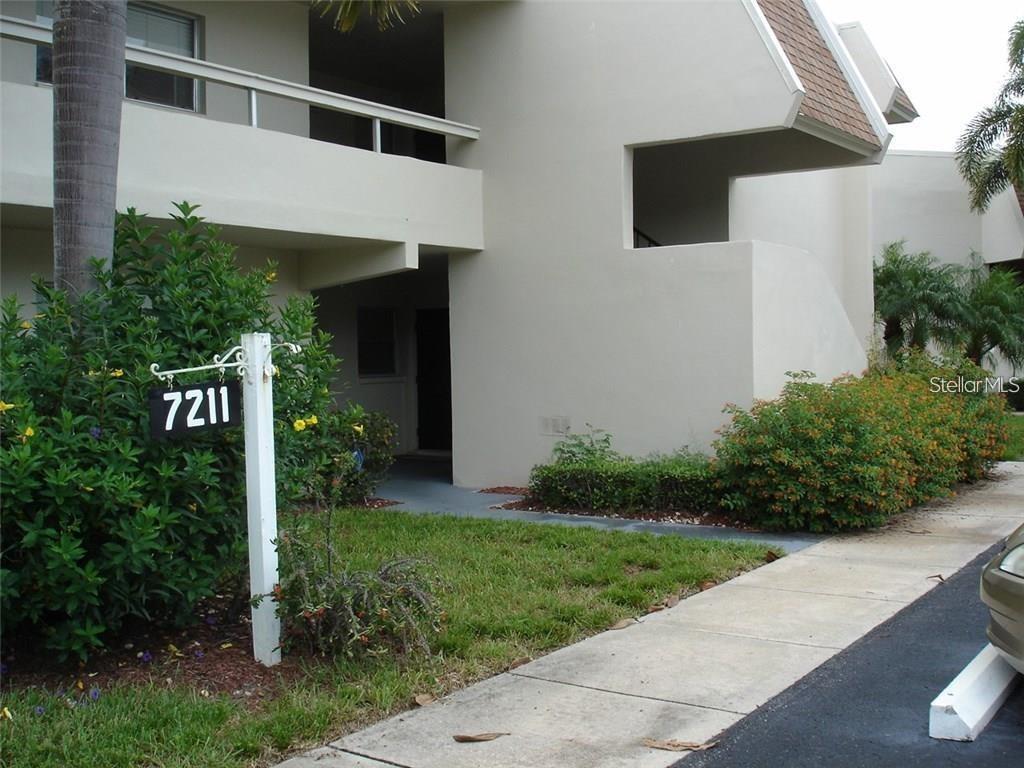7211 W COUNTRY CLUB DR N #133, SARASOTA, FL, 34243