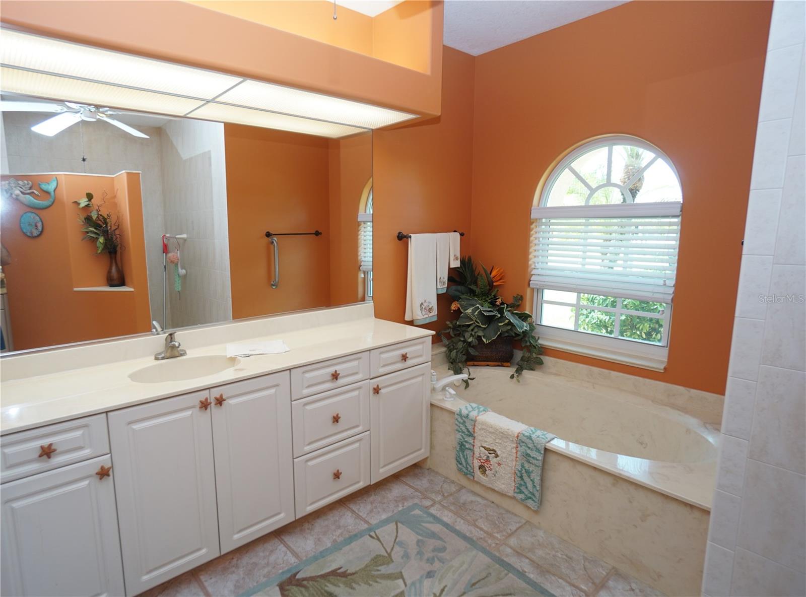 13029 SW KINGSWAY CIR, LAKE SUZY, FL, 34269