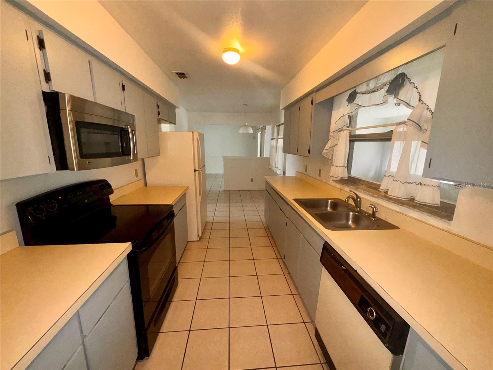 117 RED ROSE CIR, ORLANDO, FL, 32835