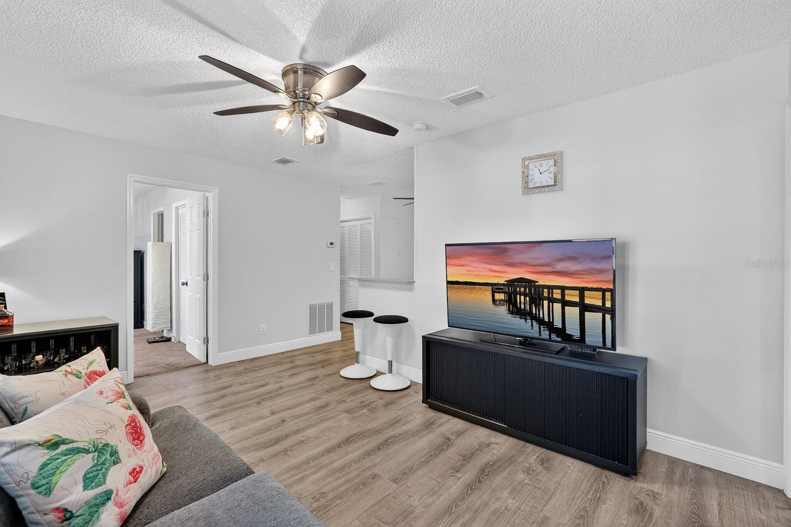 1600 BIG TREE RD #H5, SOUTH DAYTONA, FL, 32119
