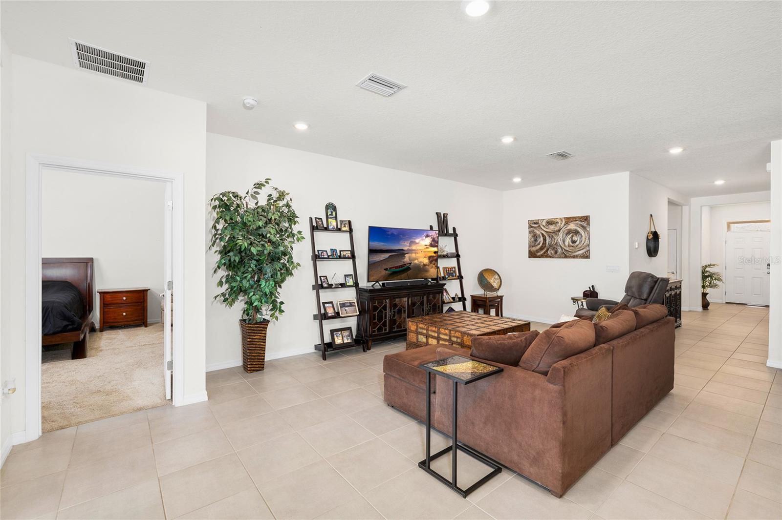 13204 WATERLEAF GARDEN CIR, RIVERVIEW, FL, 33579