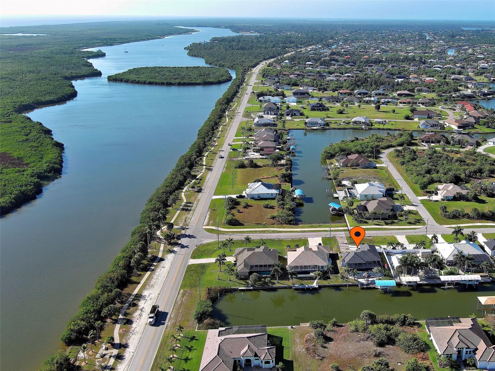 8577 CALUMET BLVD, PORT CHARLOTTE, FL, 33981