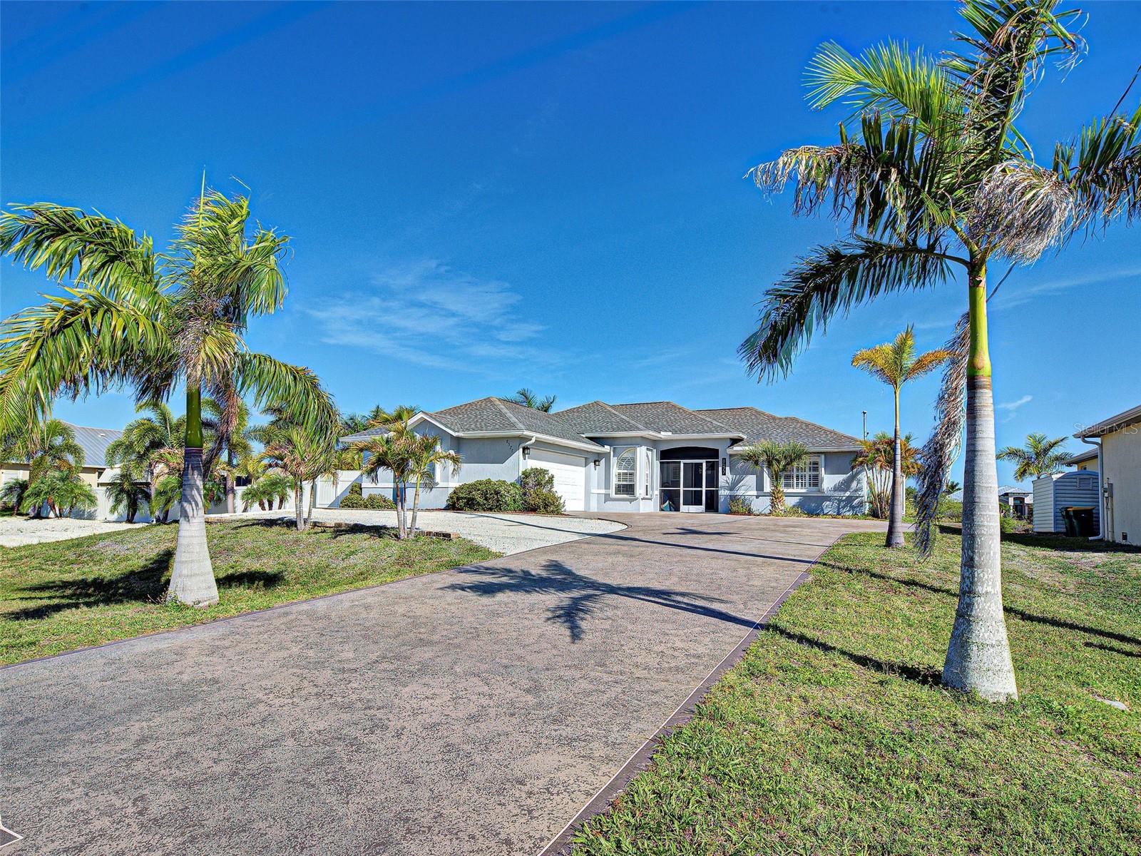 8577 CALUMET BLVD, PORT CHARLOTTE, FL, 33981