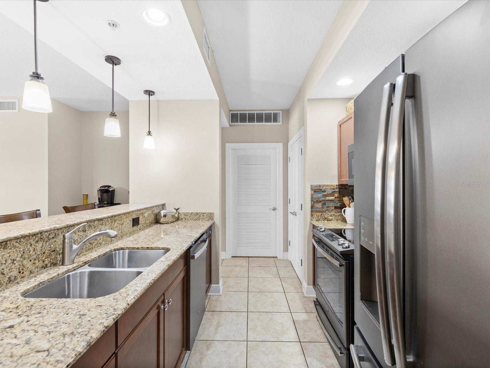 628 CLEVELAND ST #1104, CLEARWATER, FL, 33755