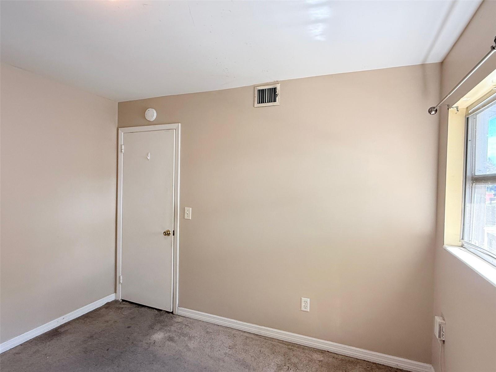 1219 JULIAN LANE DR, TAMPA, FL, 33619