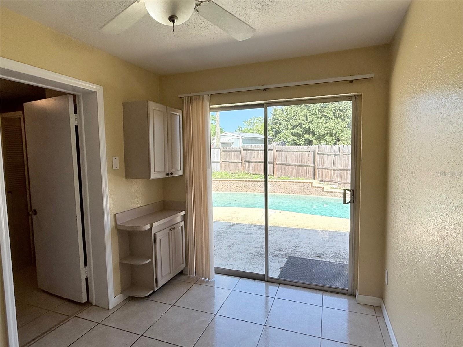 1219 JULIAN LANE DR, TAMPA, FL, 33619
