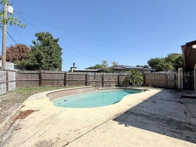 1219 JULIAN LANE DR, TAMPA, FL, 33619