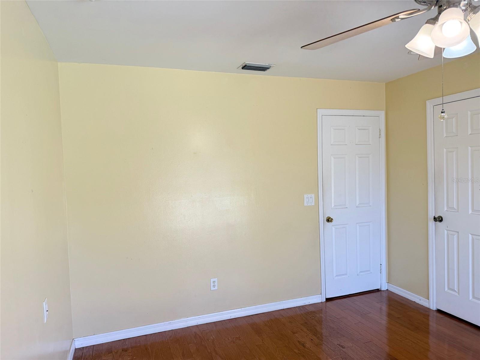 1219 JULIAN LANE DR, TAMPA, FL, 33619