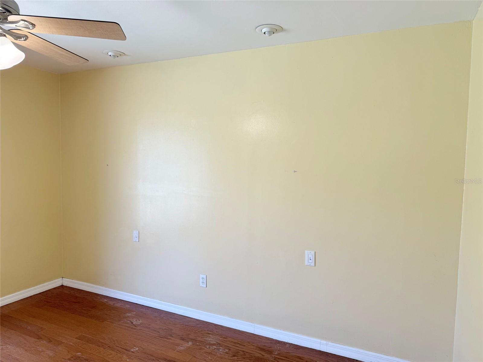 1219 JULIAN LANE DR, TAMPA, FL, 33619