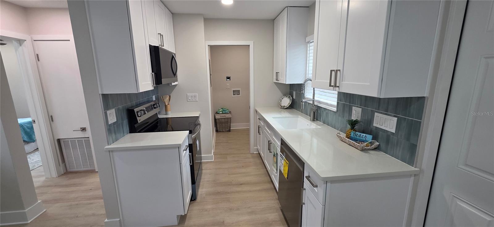 531 N WELLINGTON DR, DELTONA, FL, 32725
