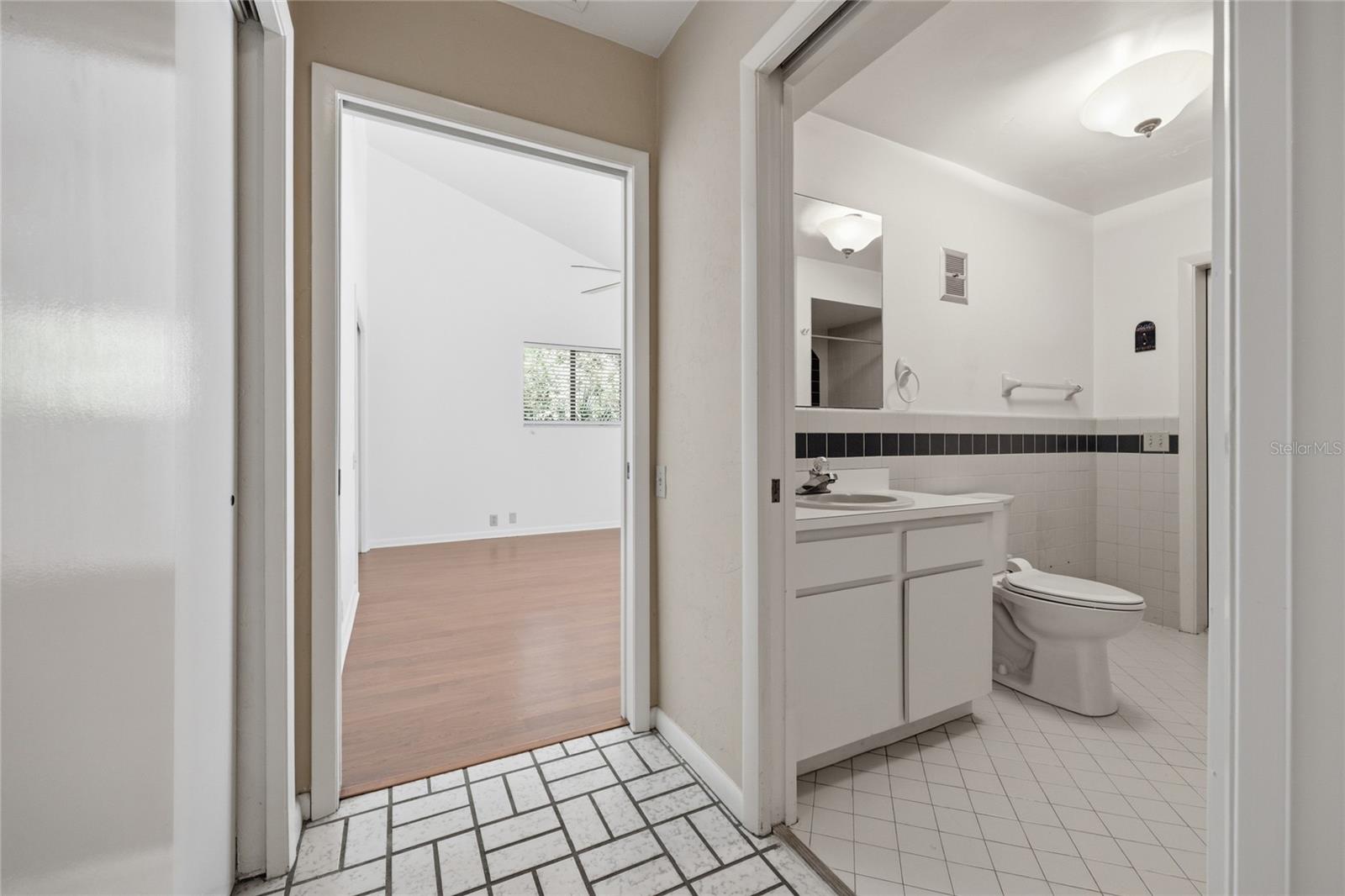 2408 NW 14TH PL, GAINESVILLE, FL, 32605