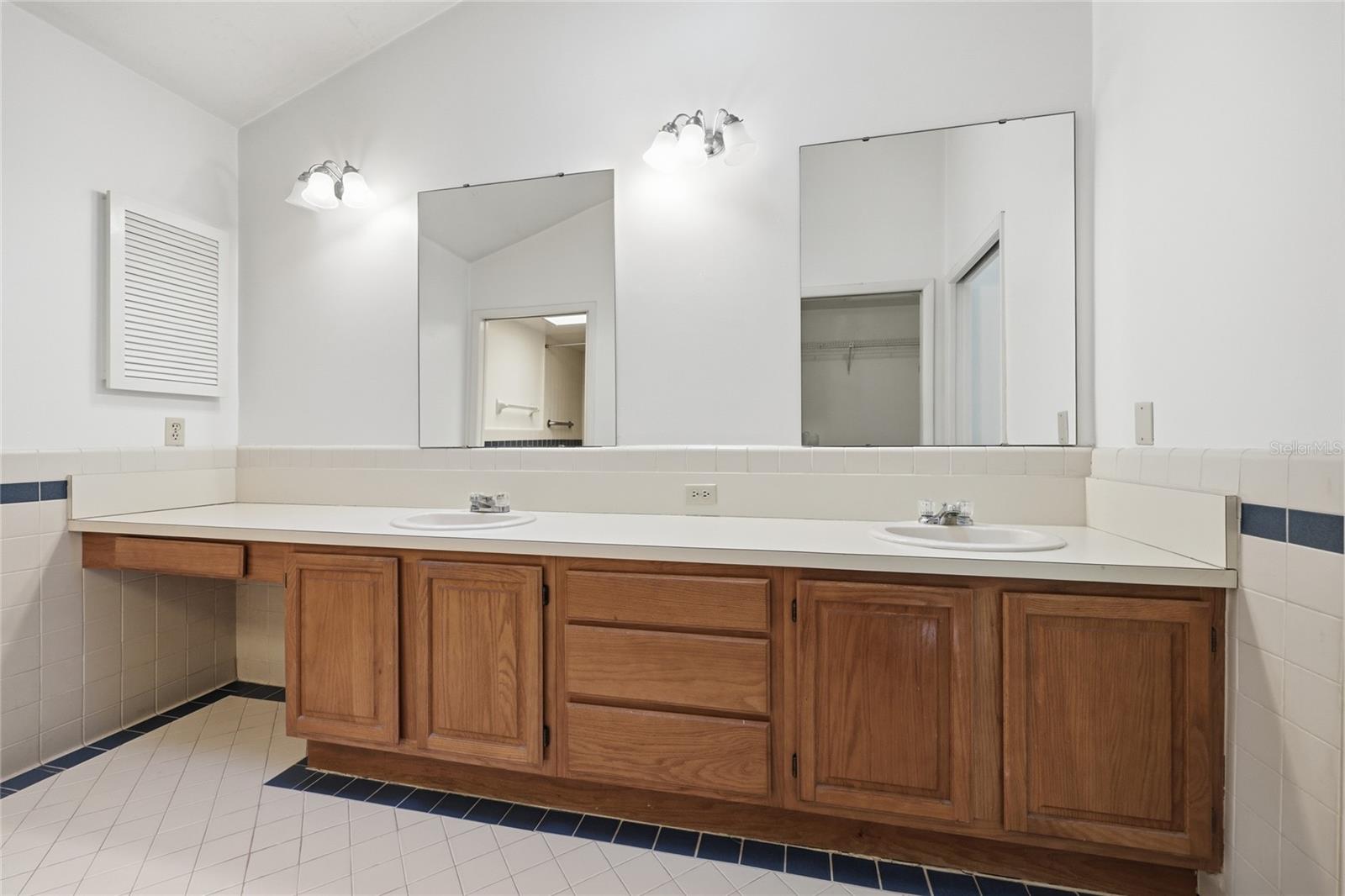 2408 NW 14TH PL, GAINESVILLE, FL, 32605