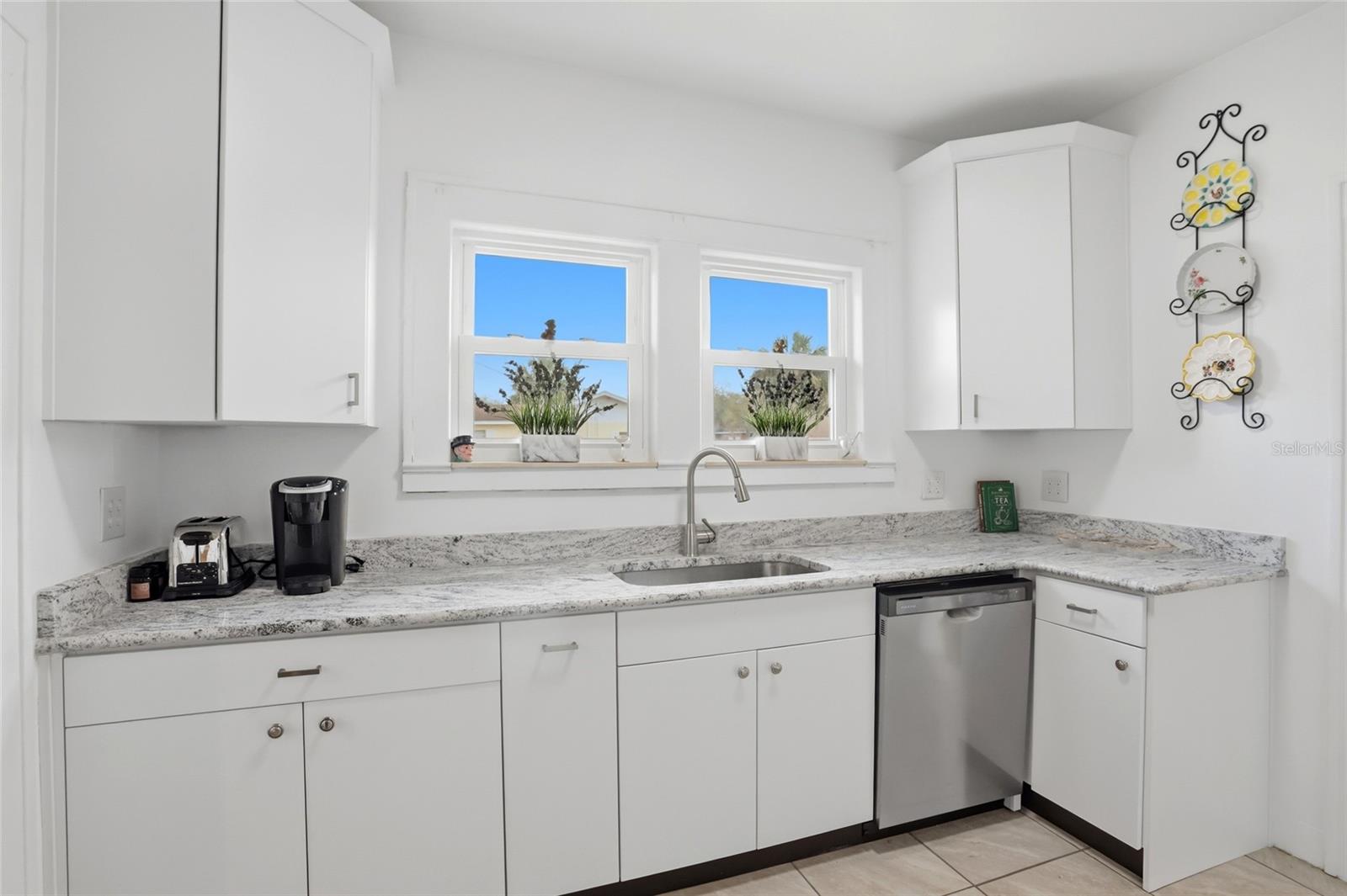 18 E ORANGE ST, DAVENPORT, FL, 33837