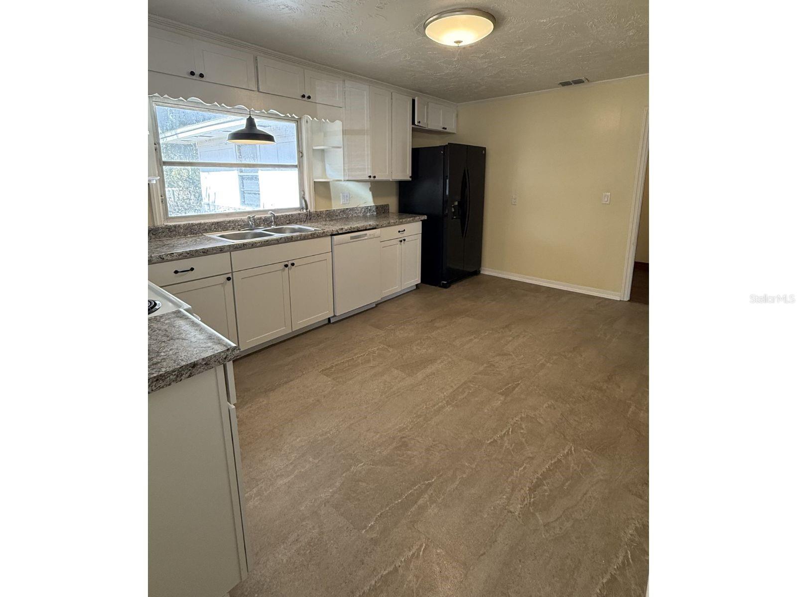 13725 10TH ST, DADE CITY, FL, 33525