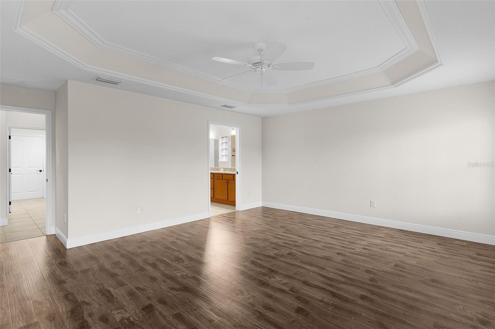 2028 GLENARDEN PATH, THE VILLAGES, FL, 32163