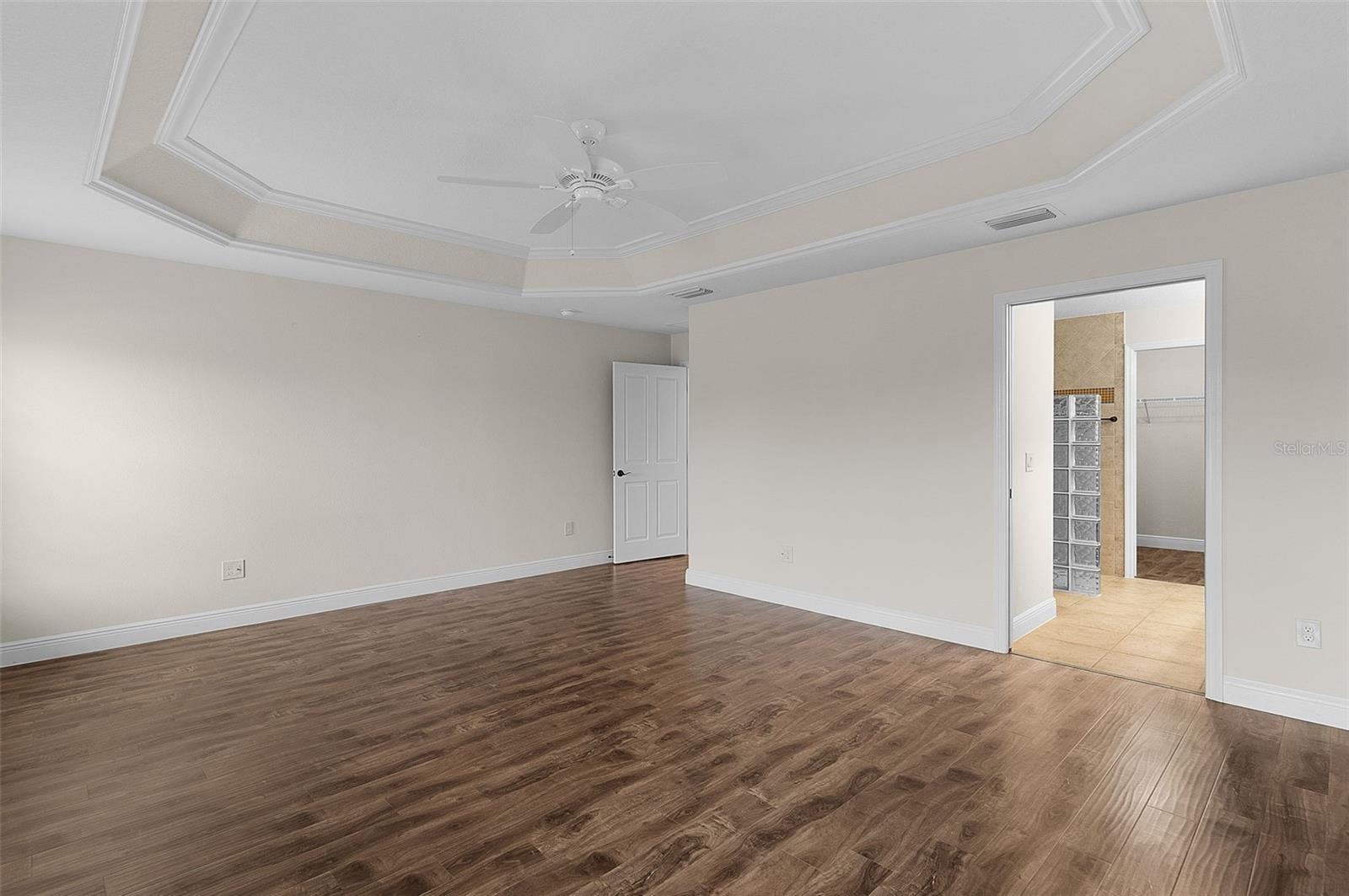 2028 GLENARDEN PATH, THE VILLAGES, FL, 32163