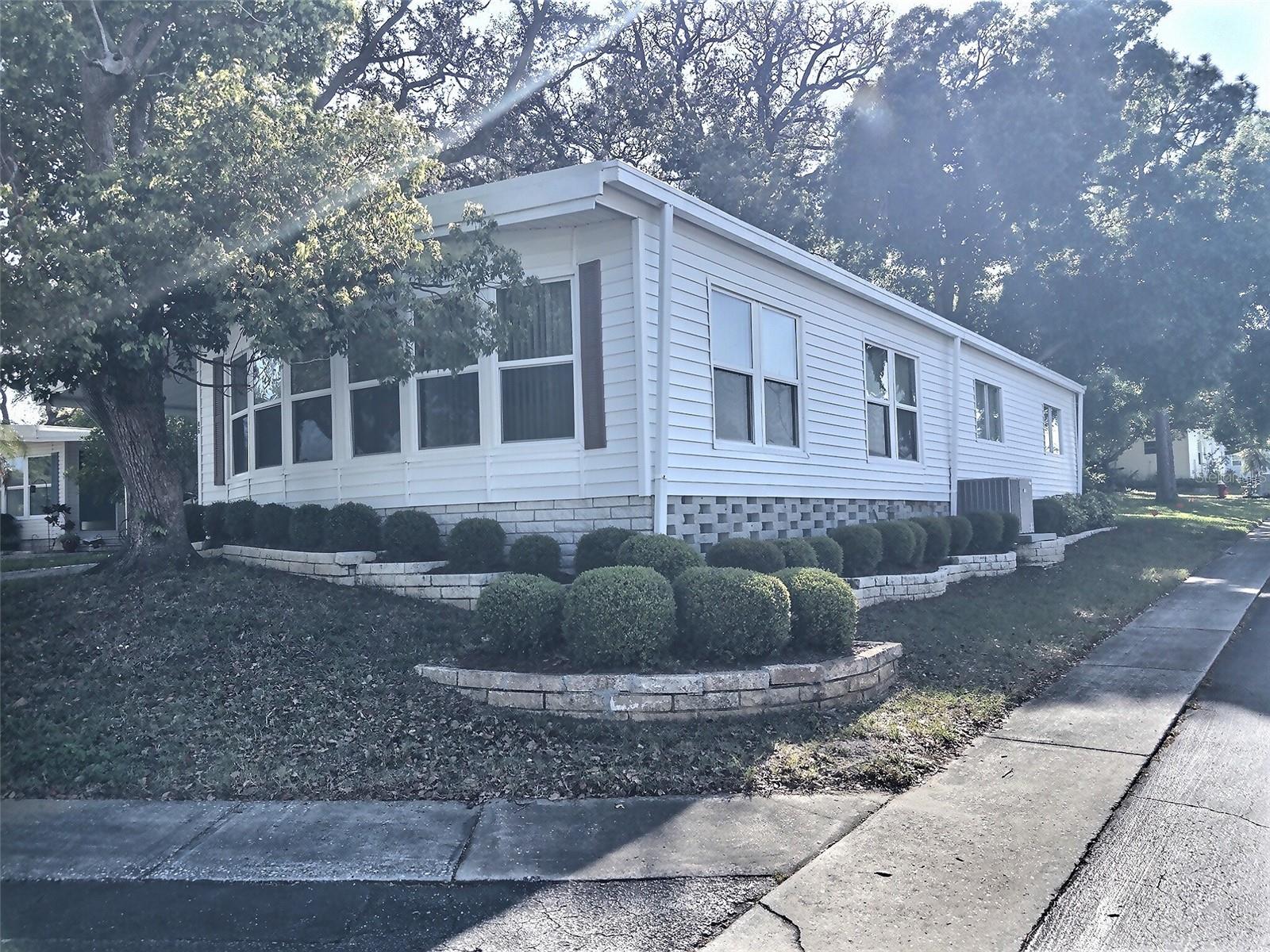 46 PALM FOREST DR, LARGO, FL, 33770