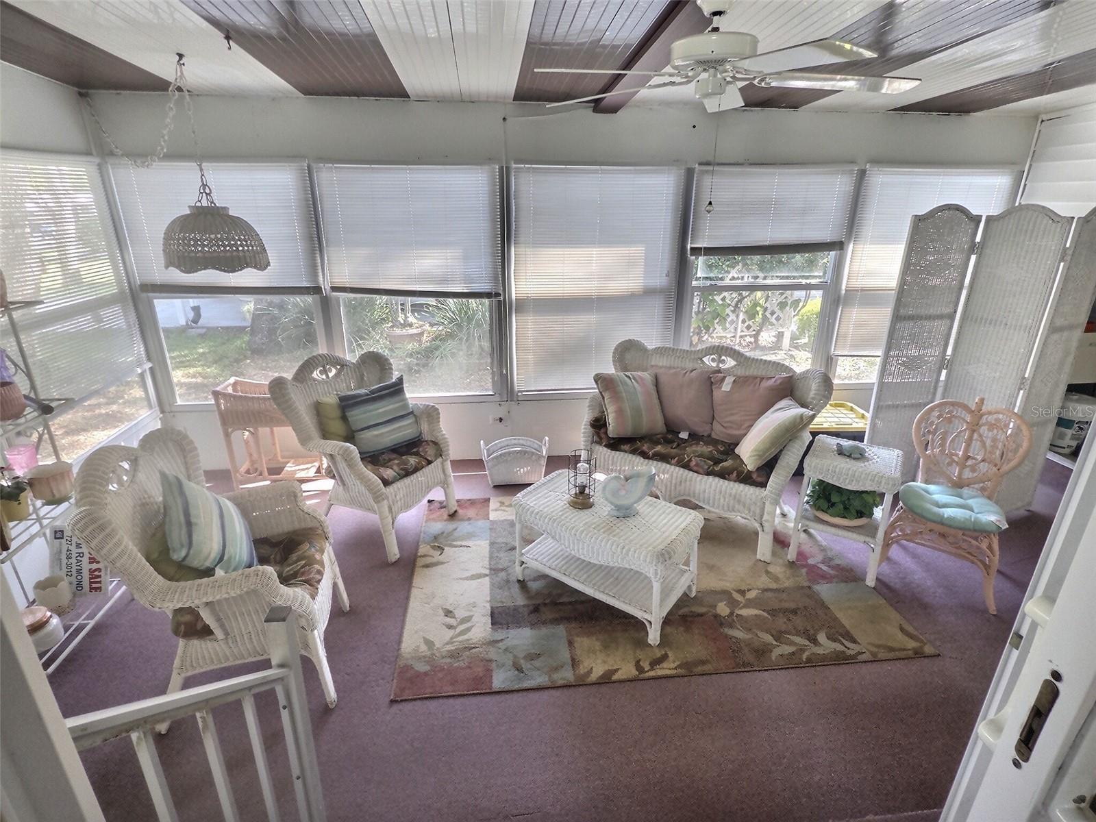 46 PALM FOREST DR, LARGO, FL, 33770