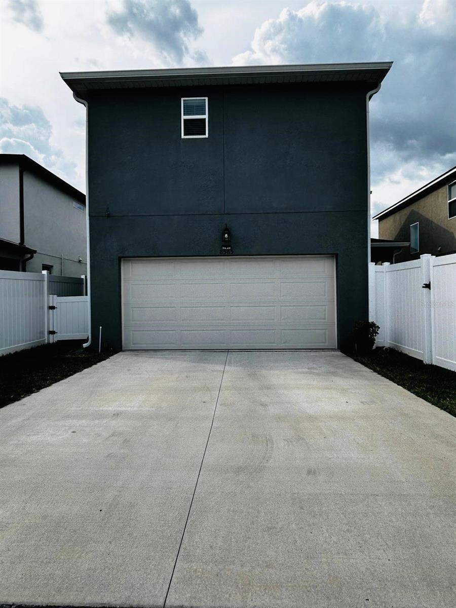 8565 LAMPPOST LN, ORLANDO, FL, 32832