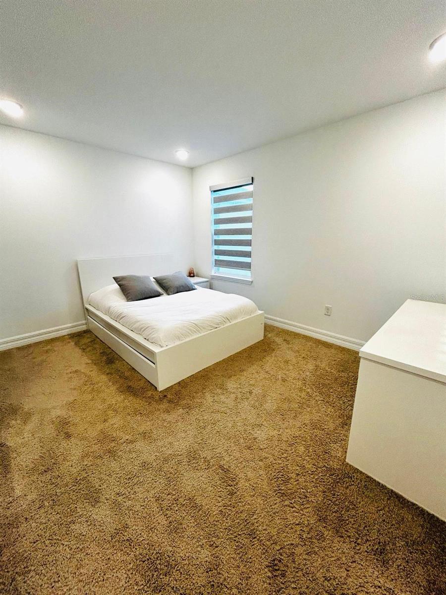 8565 LAMPPOST LN, ORLANDO, FL, 32832