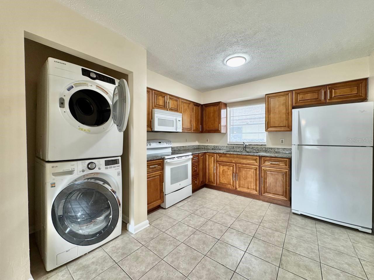 10015 N ASTER AVE #B, TAMPA, FL, 33612