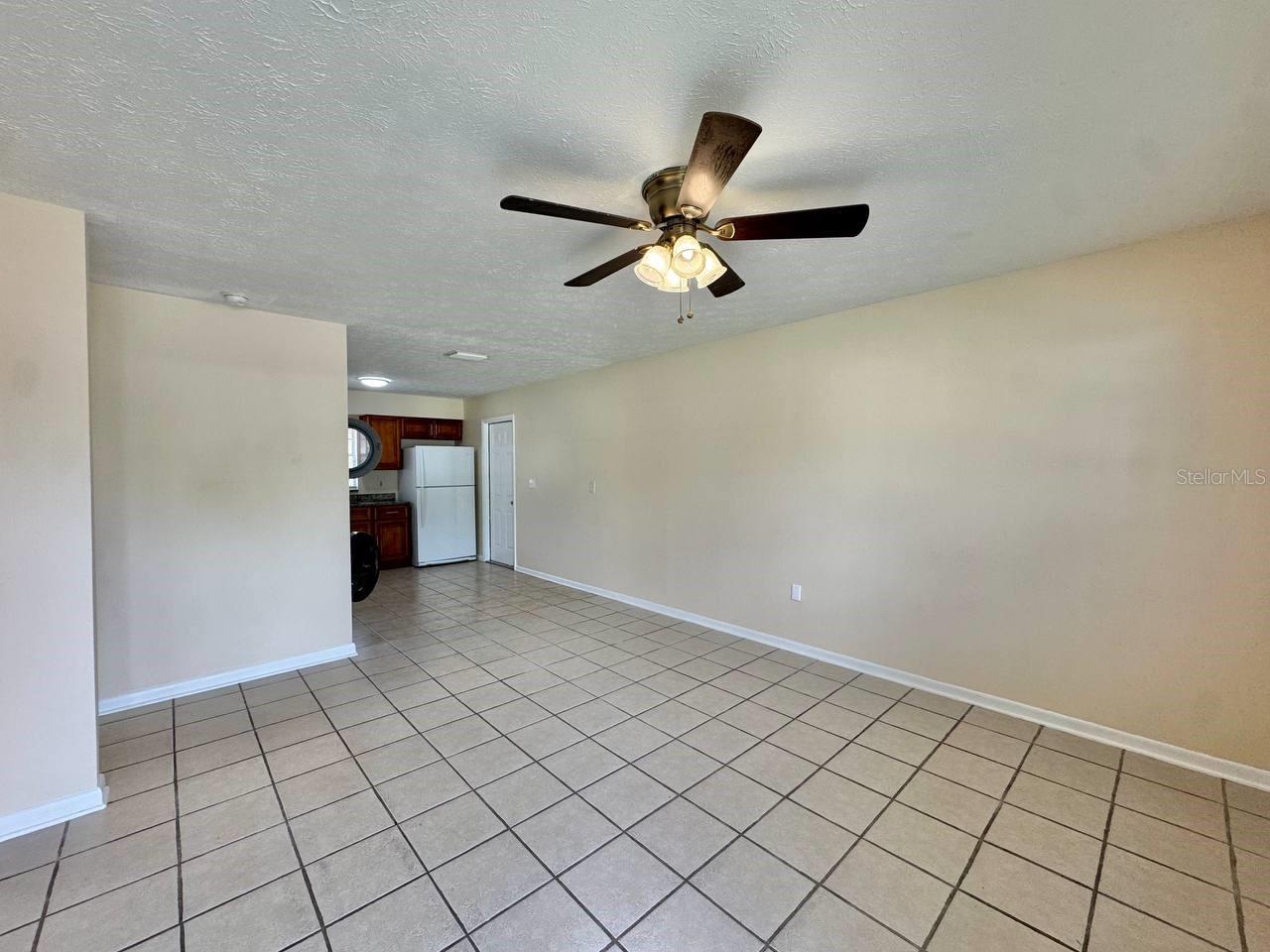 10015 N ASTER AVE #B, TAMPA, FL, 33612