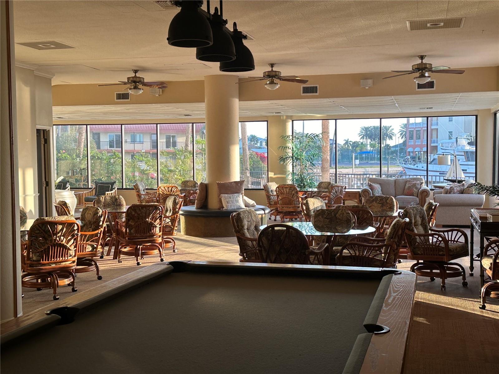 10355 PARADISE BLVD #414, TREASURE ISLAND, FL, 33706